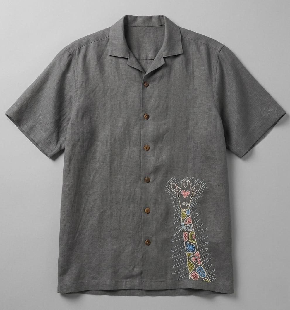 Gray short-sleeve shirt with a colorful giraffe design on a gray background